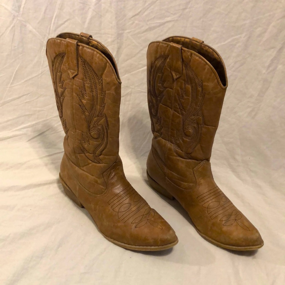 Men’s cowboy boots, size 10m